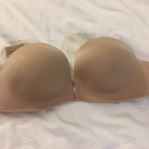 Victoria's Secret Bombshell Strapless 32B